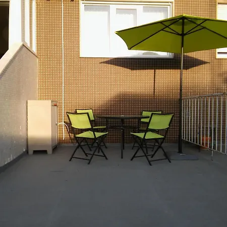 Zen Newton Apartment *