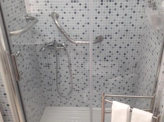 Zen Newton Διαμέρισμα *