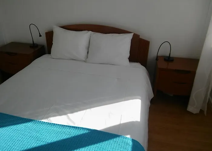 Zen Newton Διαμέρισμα